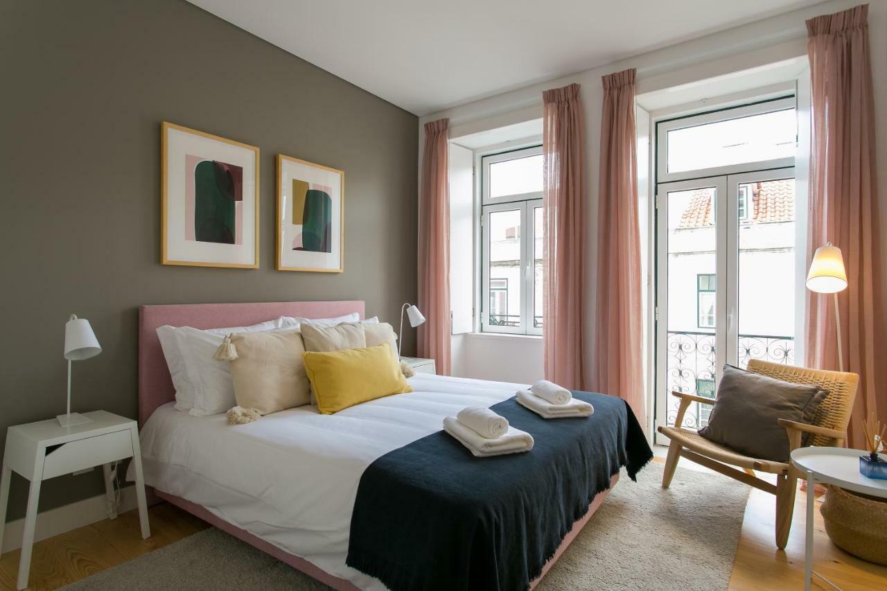 ליסבון Altido Elegant City Deluxe Apartment & Altido Luxurious 3-Bedroom Apt With Terrace In Intendente מראה חיצוני תמונה