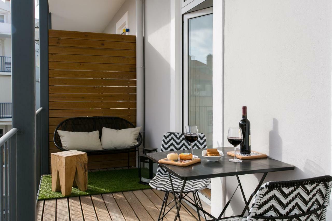 ליסבון Altido Elegant City Deluxe Apartment & Altido Luxurious 3-Bedroom Apt With Terrace In Intendente מראה חיצוני תמונה