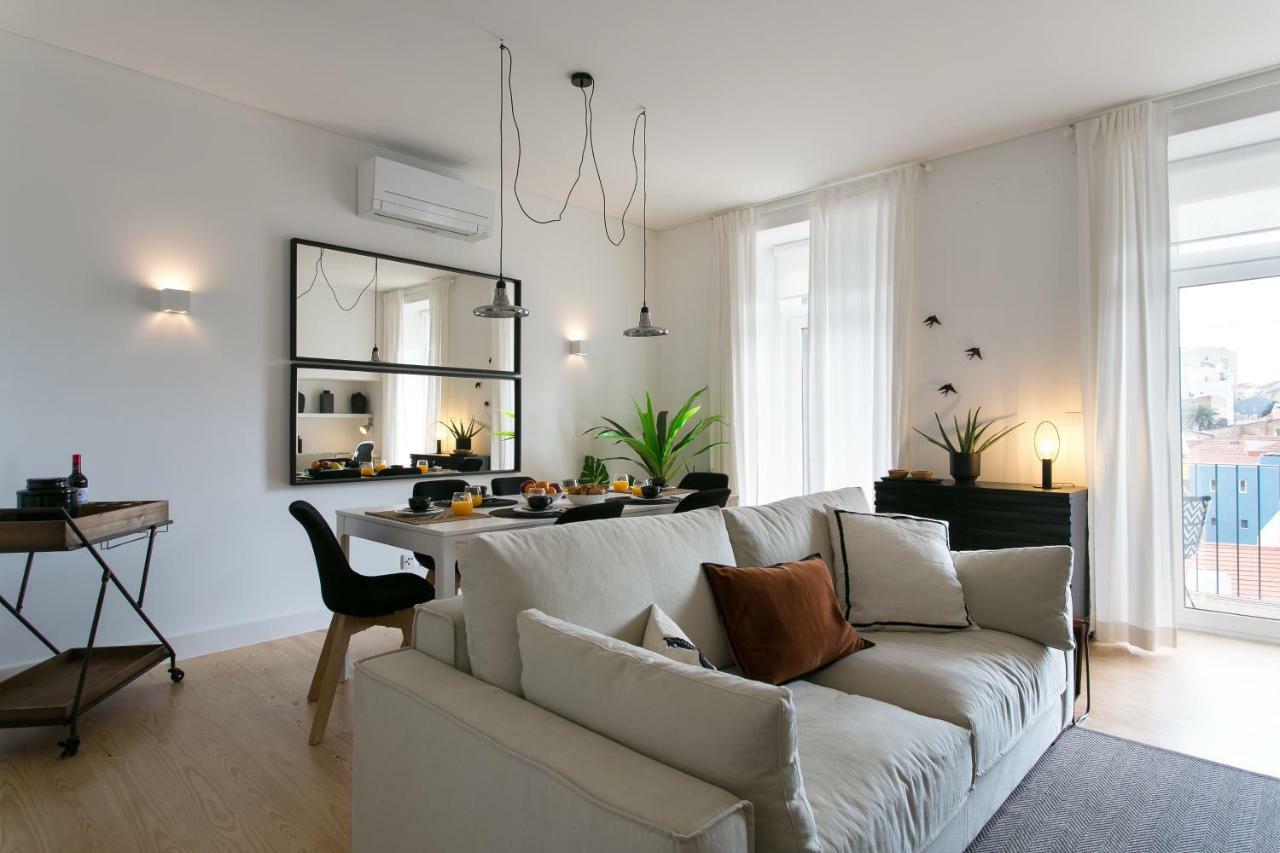ליסבון Altido Elegant City Deluxe Apartment & Altido Luxurious 3-Bedroom Apt With Terrace In Intendente מראה חיצוני תמונה
